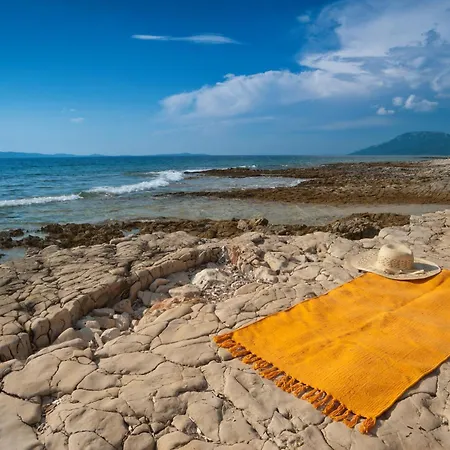 In 36584 Mali Lošinj