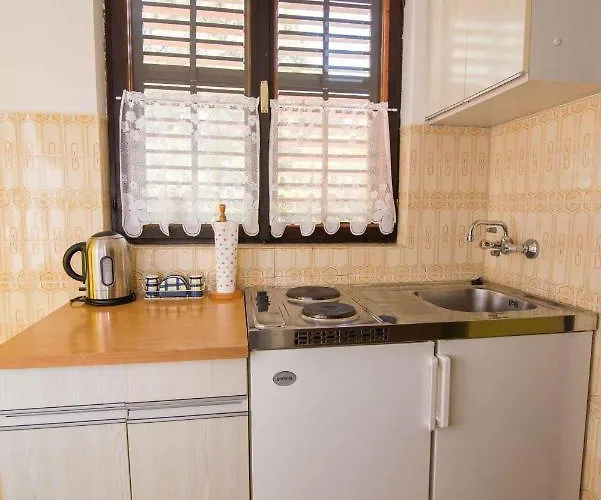 In 36584 Apartment *