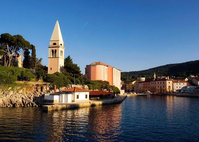 In 36584 * Mali Lošinj