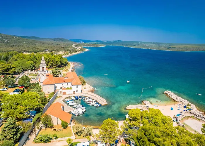 Apartment In 36584 Mali Lošinj