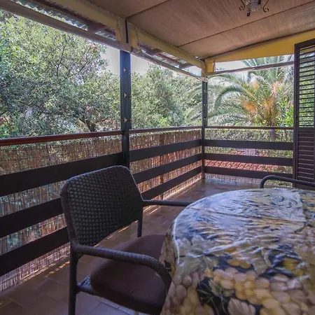 Apartment In 36584 Mali Losinj