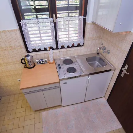 Apartment In 36584 *